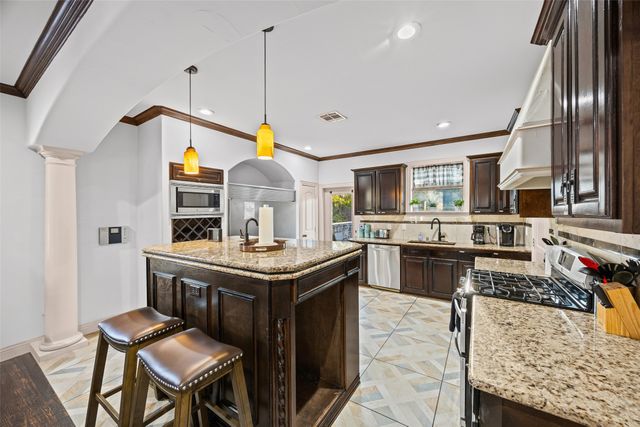 5100 Mission Avenue 5100B, Dallas, TX 75206