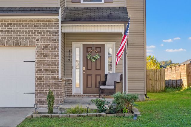 1319 Black Oak Cir, Clarksville, TN 37042
