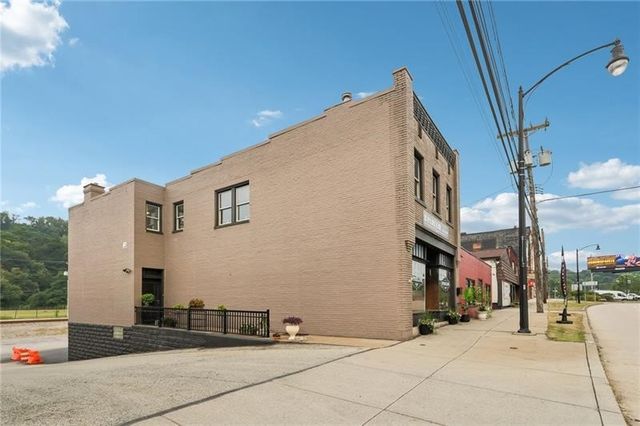 617 Butler St, Etna, PA 15223