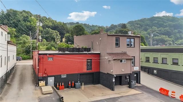 617 Butler St, Etna, PA 15223