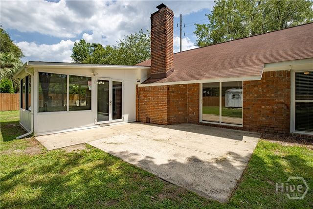 210 West General Stewart Way, Hinesville, GA 31313