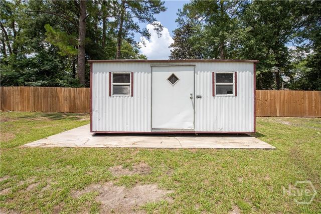 210 West General Stewart Way, Hinesville, GA 31313