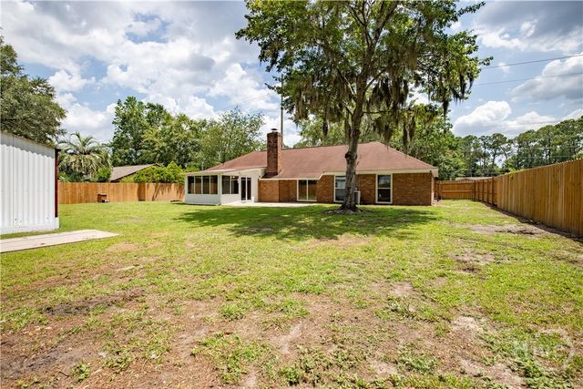210 West General Stewart Way, Hinesville, GA 31313