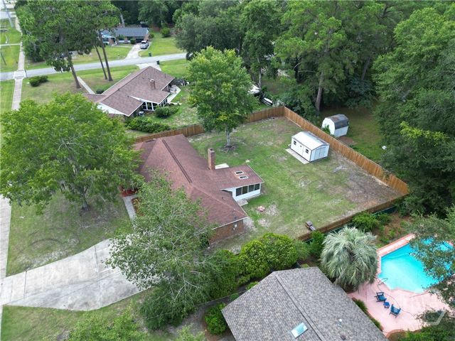 210 West General Stewart Way, Hinesville, GA 31313