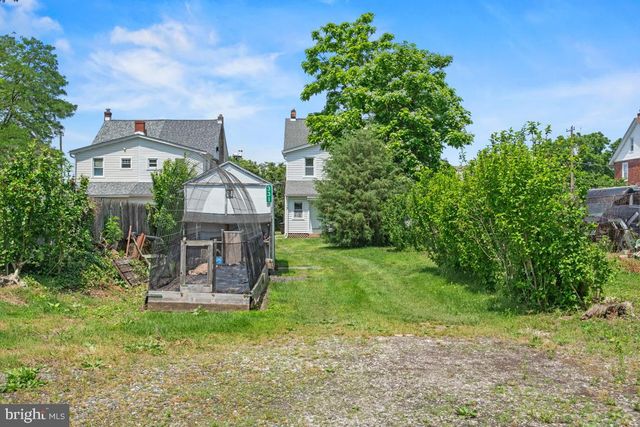 331 ELM AVE, North Wales, PA 19454