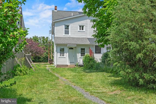331 ELM AVE, North Wales, PA 19454