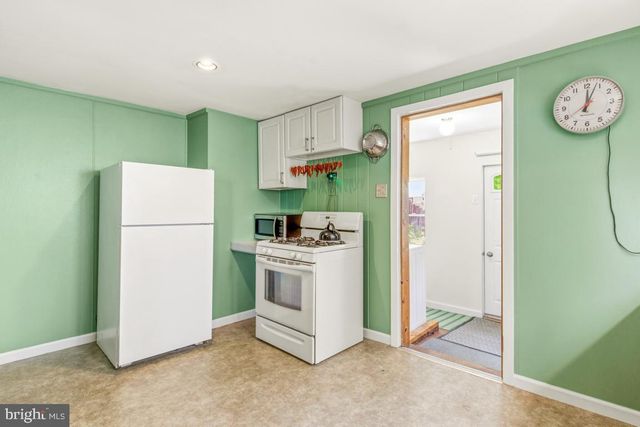 331 ELM AVE, North Wales, PA 19454