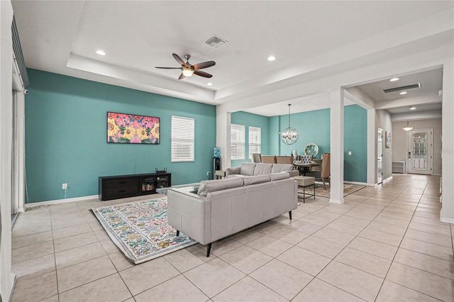 204 SHELL CREEK COURT, Apollo Beach, FL 33572