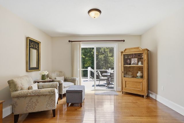 147 Roosevelt St, Fitchburg, MA 01420