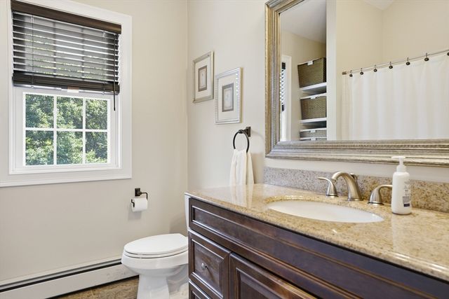 147 Roosevelt St, Fitchburg, MA 01420