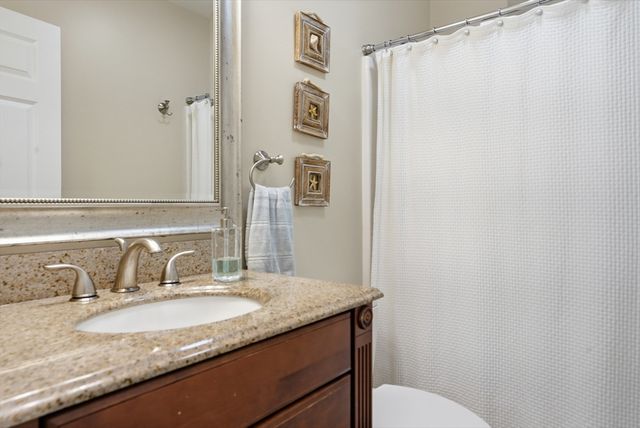 147 Roosevelt St, Fitchburg, MA 01420