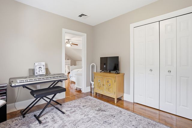 147 Roosevelt St, Fitchburg, MA 01420
