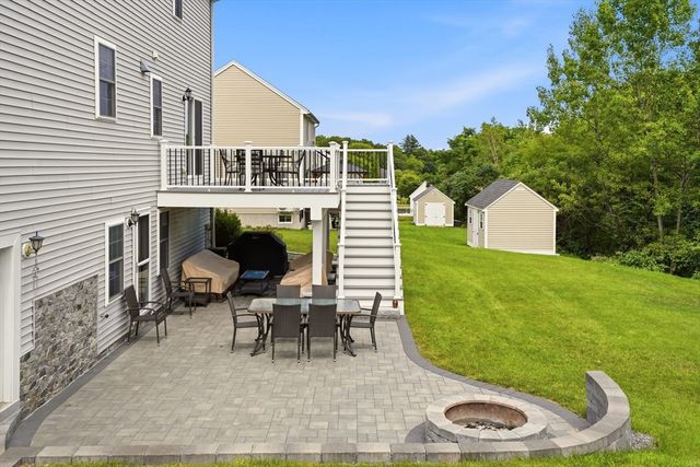 147 Roosevelt St, Fitchburg, MA 01420
