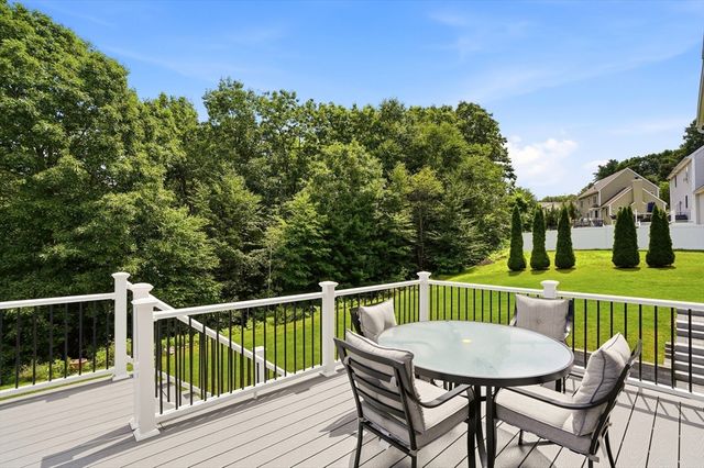 147 Roosevelt St, Fitchburg, MA 01420