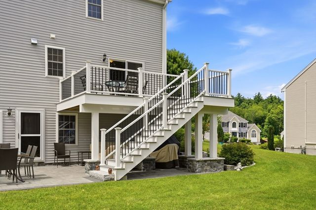 147 Roosevelt St, Fitchburg, MA 01420