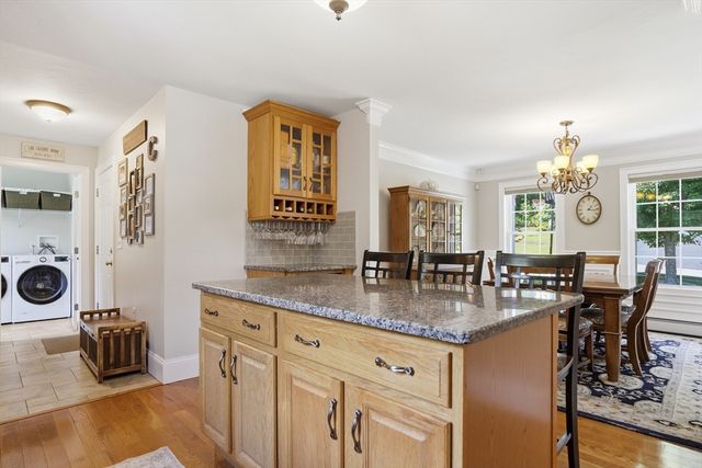 147 Roosevelt St, Fitchburg, MA 01420