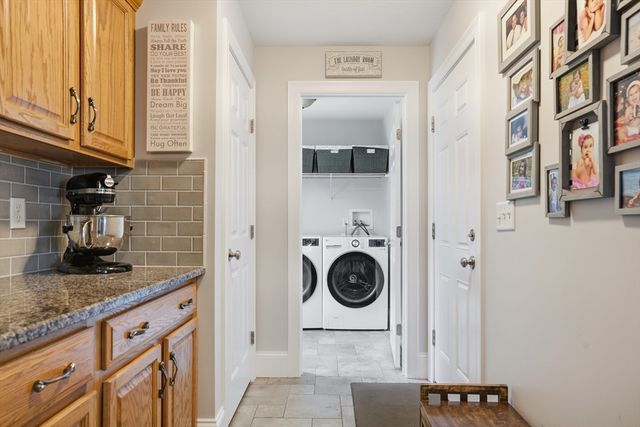 147 Roosevelt St, Fitchburg, MA 01420
