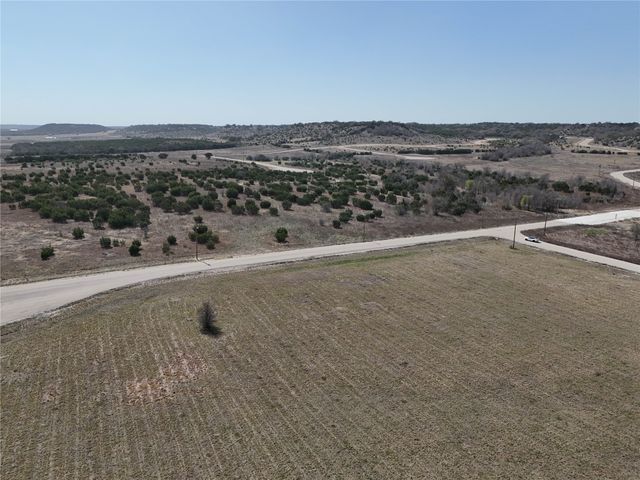 1081 Valley Ranch Road, Glen Rose, TX 76043