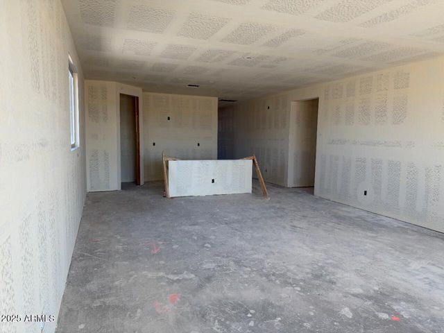 5613 W HOPI Trail, Laveen, AZ 85339