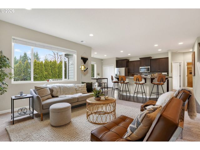 17483 Se ACADIA St, Damascus, OR 97089