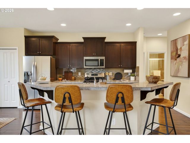 17483 Se ACADIA St, Damascus, OR 97089