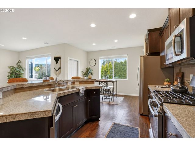 17483 Se ACADIA St, Damascus, OR 97089