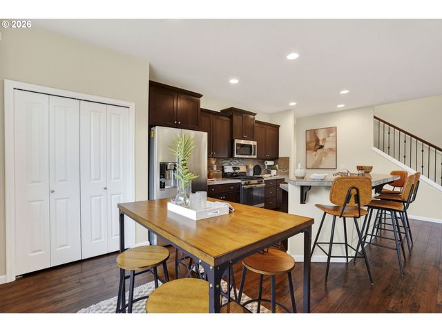 17483 Se ACADIA St, Damascus, OR 97089