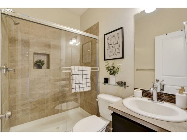 17483 Se ACADIA St, Damascus, OR 97089