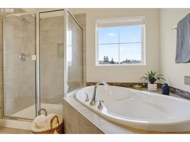 17483 Se ACADIA St, Damascus, OR 97089