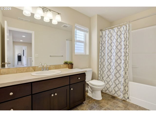 17483 Se ACADIA St, Damascus, OR 97089