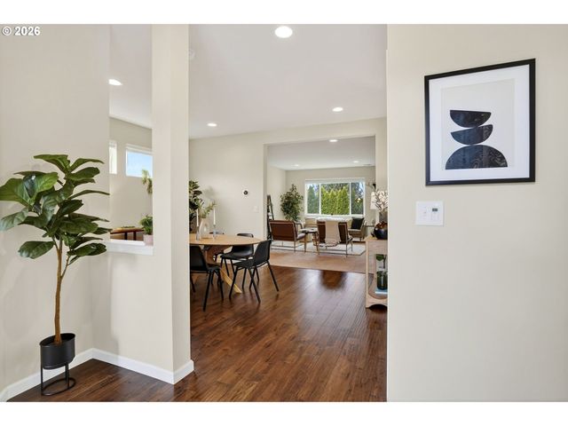 17483 Se ACADIA St, Damascus, OR 97089