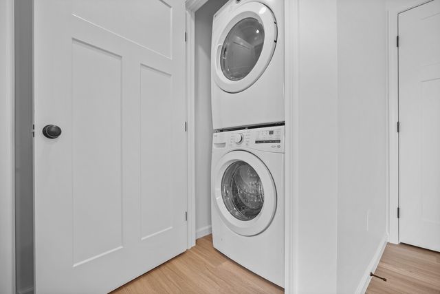 1 Eric Court, Bloomington, IL 61705