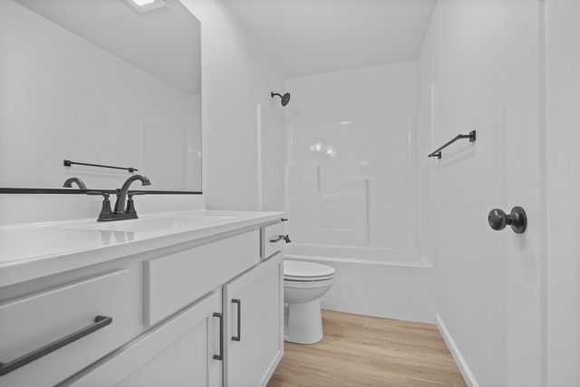 1 Eric Court, Bloomington, IL 61705