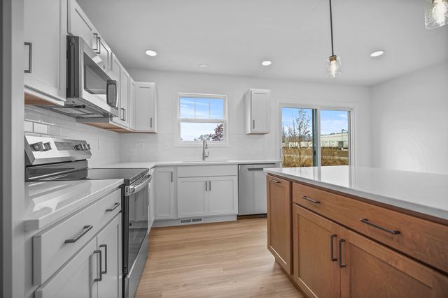 1 Eric Court, Bloomington, IL 61705