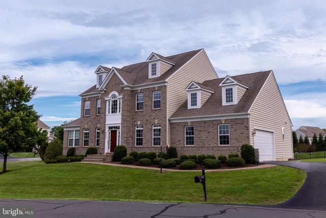 42093 LOCHIEL LN, Leesburg, VA 20176