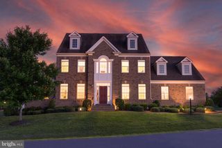 42093 LOCHIEL LN, Leesburg, VA 20176