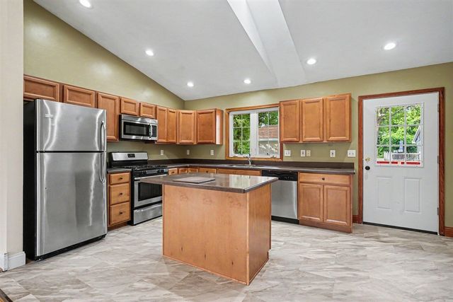2499 Greenwood Street, Muskegon, MI 49441