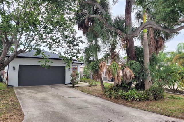 2354 TAMI SOLA STREET, Sarasota, FL 34237