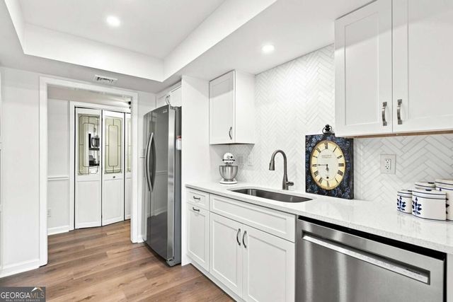1003 Canyon Point Circle, Roswell, GA 30076