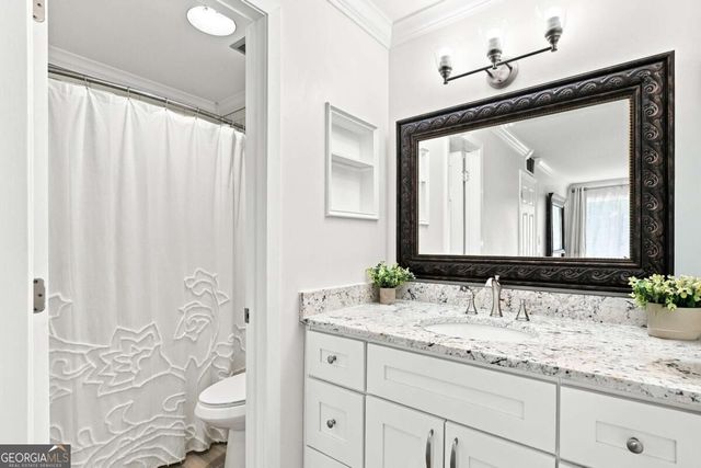 1003 Canyon Point Circle, Roswell, GA 30076