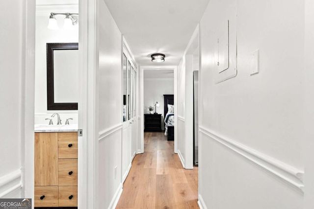 1003 Canyon Point Circle, Roswell, GA 30076