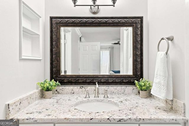 1003 Canyon Point Circle, Roswell, GA 30076
