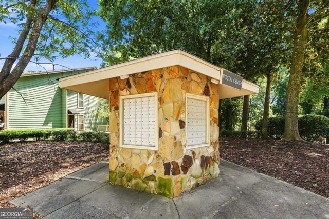 1003 Canyon Point Circle, Roswell, GA 30076