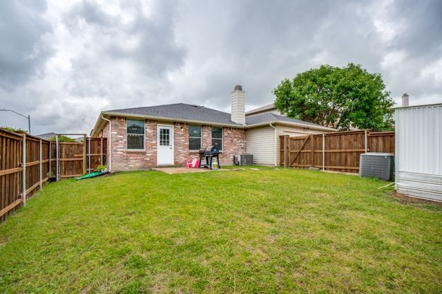 2656 Guadalupe Drive, Mesquite, TX 75181