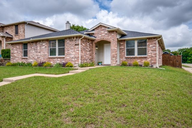 2656 Guadalupe Drive, Mesquite, TX 75181