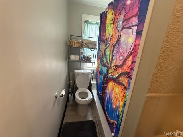 7210 Stephenson Avenue, Niagara Falls, NY 14304