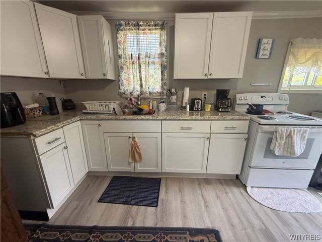 7210 Stephenson Avenue, Niagara Falls, NY 14304