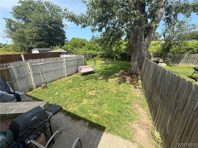 7210 Stephenson Avenue, Niagara Falls, NY 14304