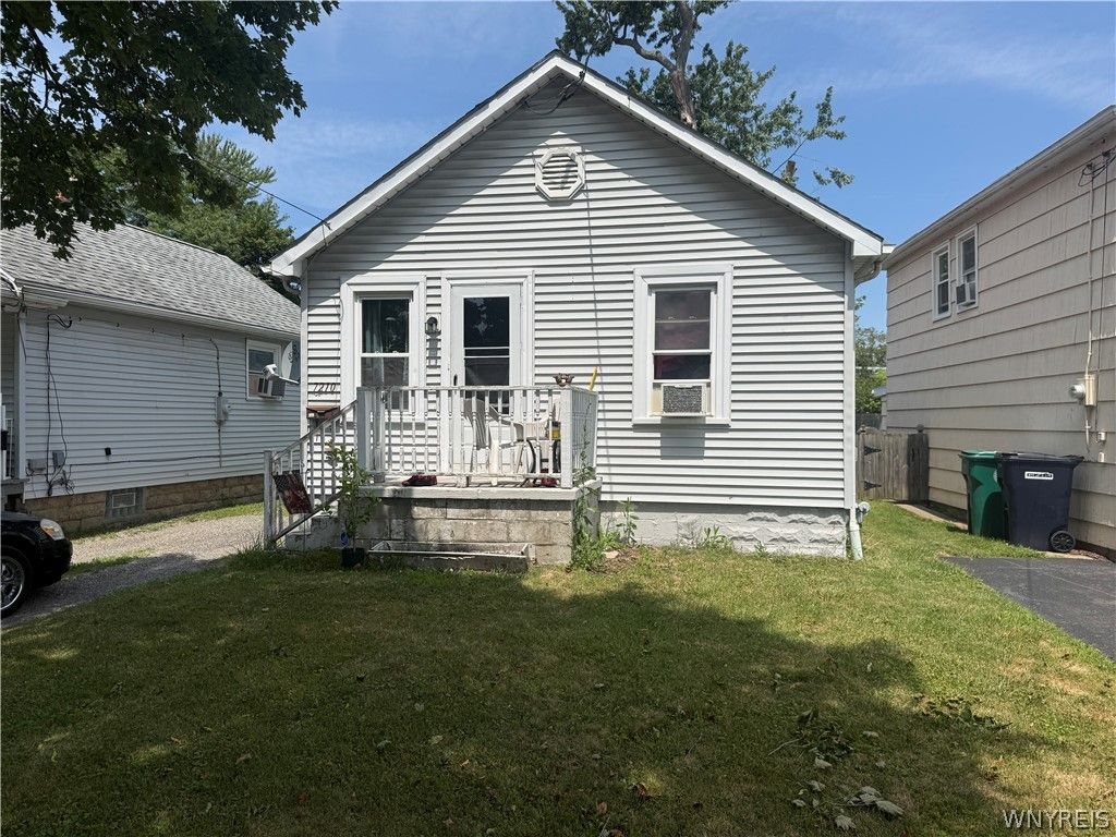 7210 Stephenson Avenue, Niagara Falls, NY 14304