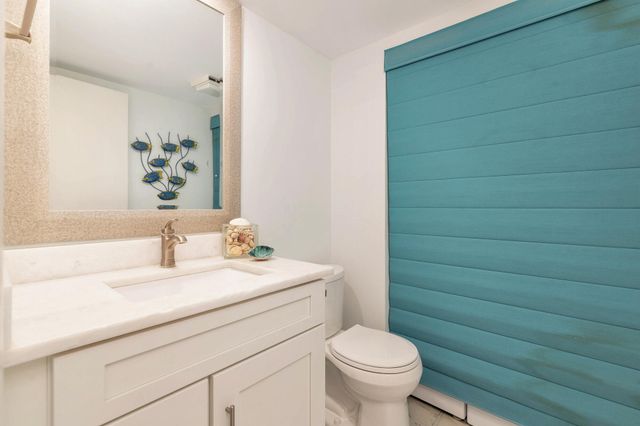 3900 County Line Road 6a, Tequesta, FL 33469